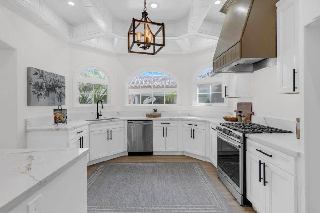 Real Estate photography in San diego beautiful kitchen